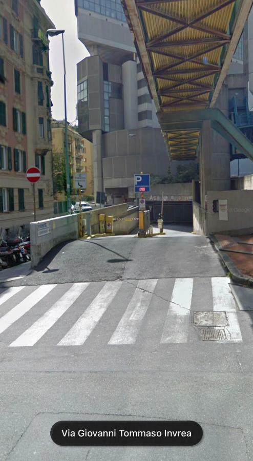 Suite Augustus - Free Parking Genua Exteriör bild
