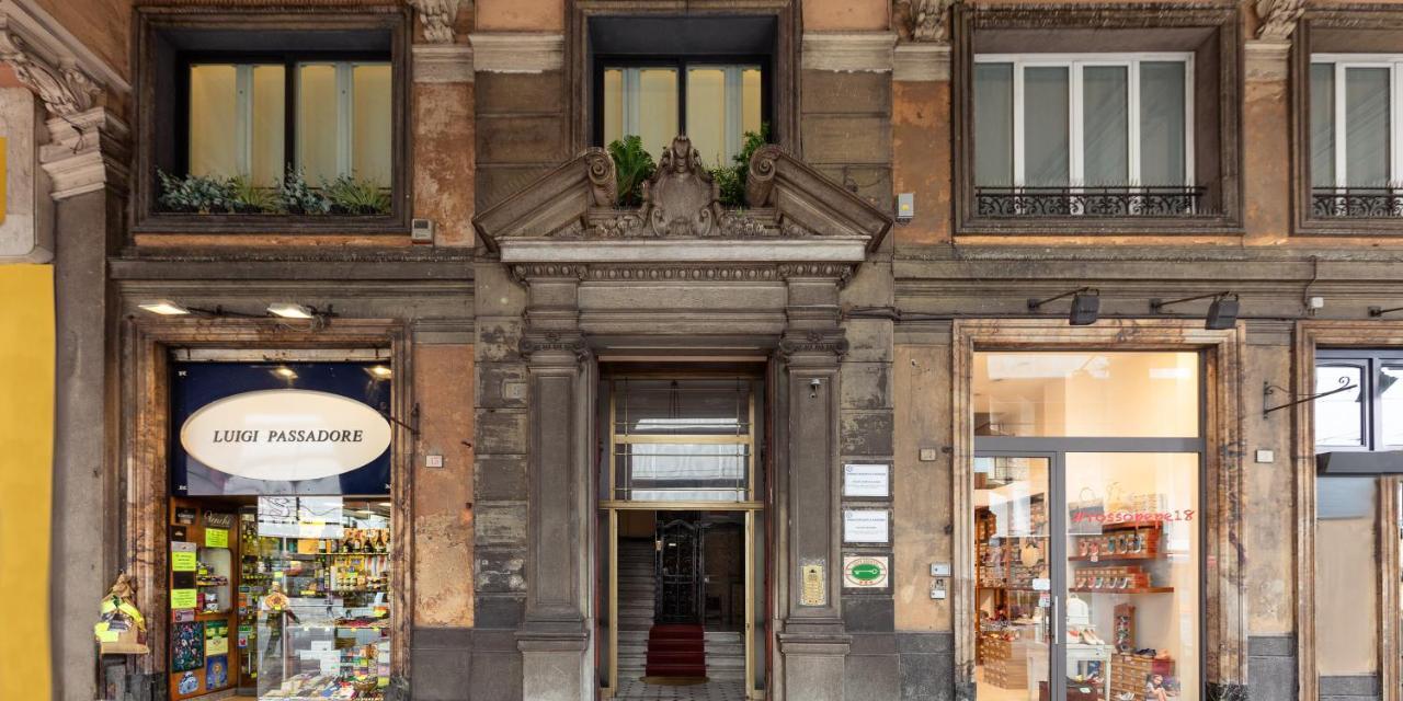 Suite Augustus - Free Parking Genua Exteriör bild